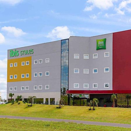 Отель Ibis Styles Биригуи Экстерьер фото