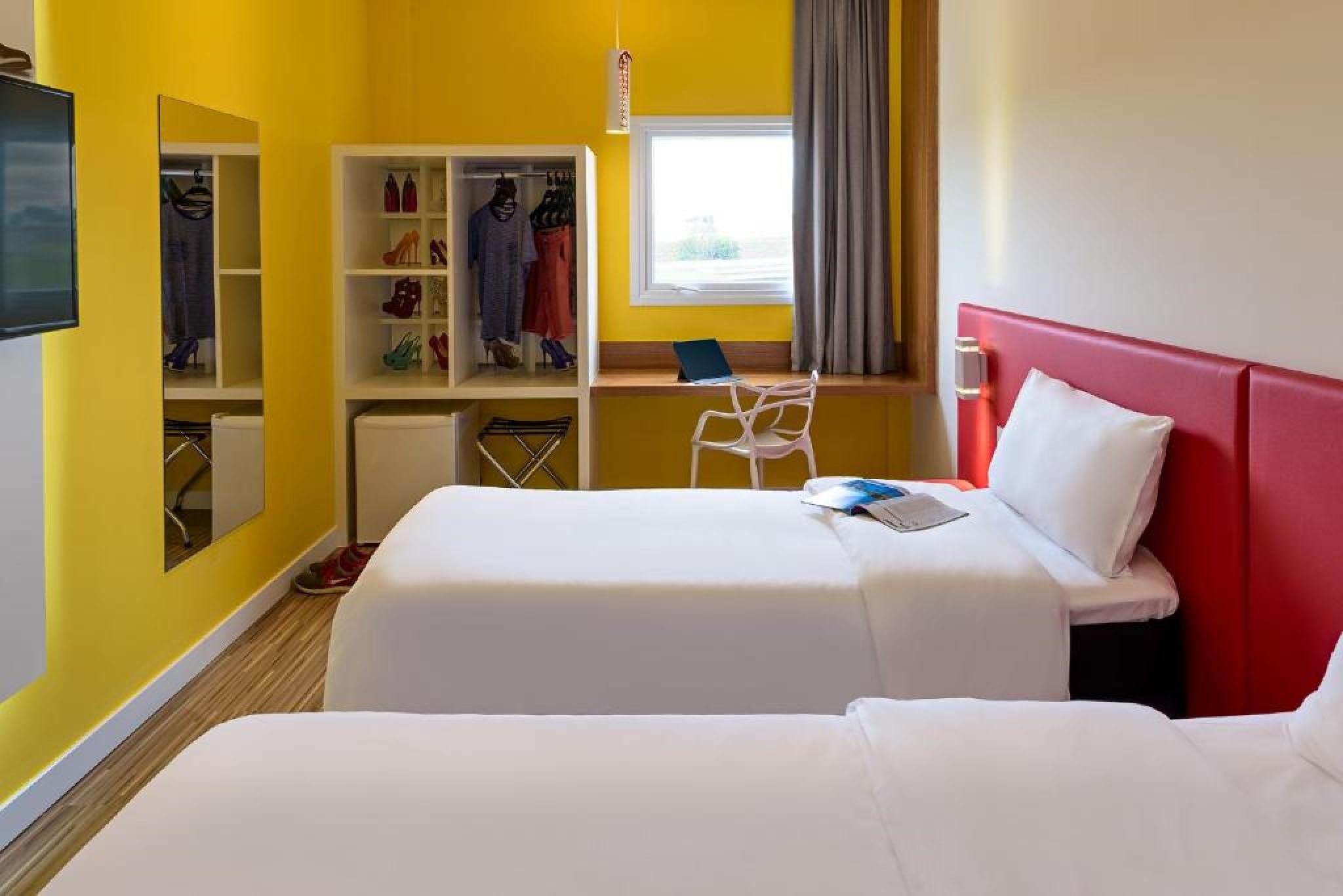Отель Ibis Styles Биригуи Экстерьер фото
