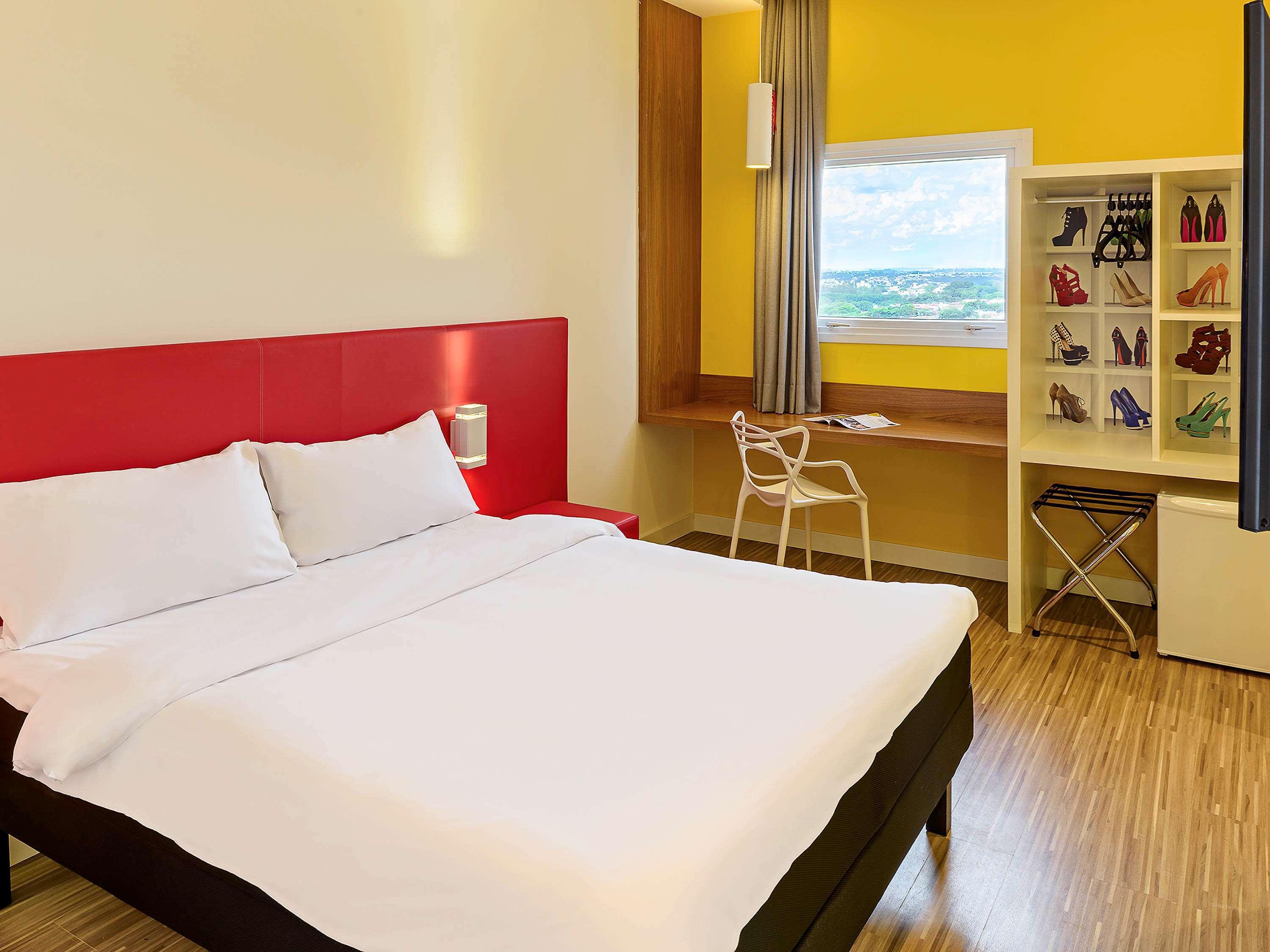 Отель Ibis Styles Биригуи Экстерьер фото