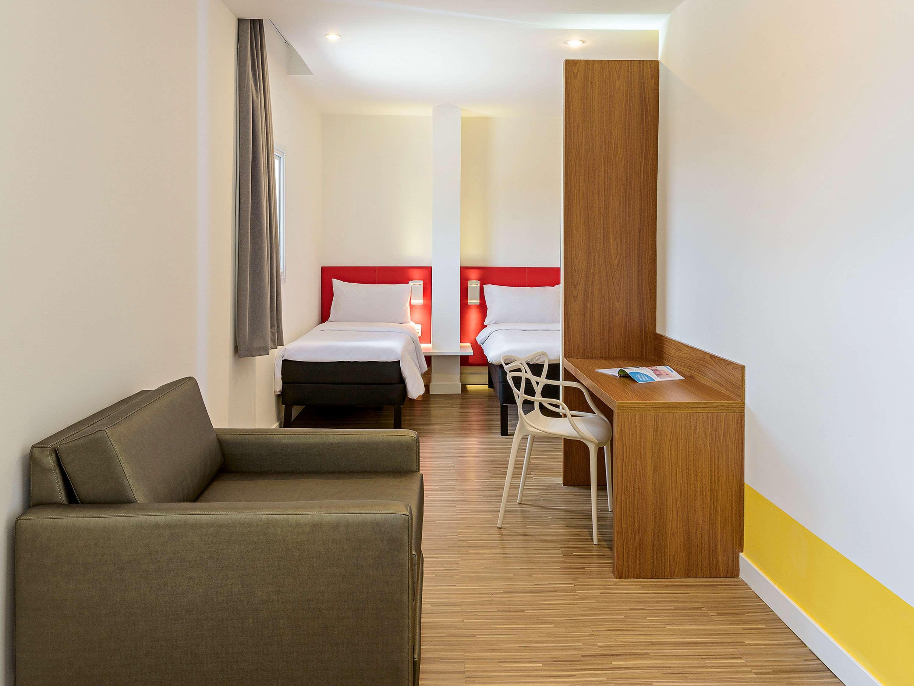 Отель Ibis Styles Биригуи Экстерьер фото
