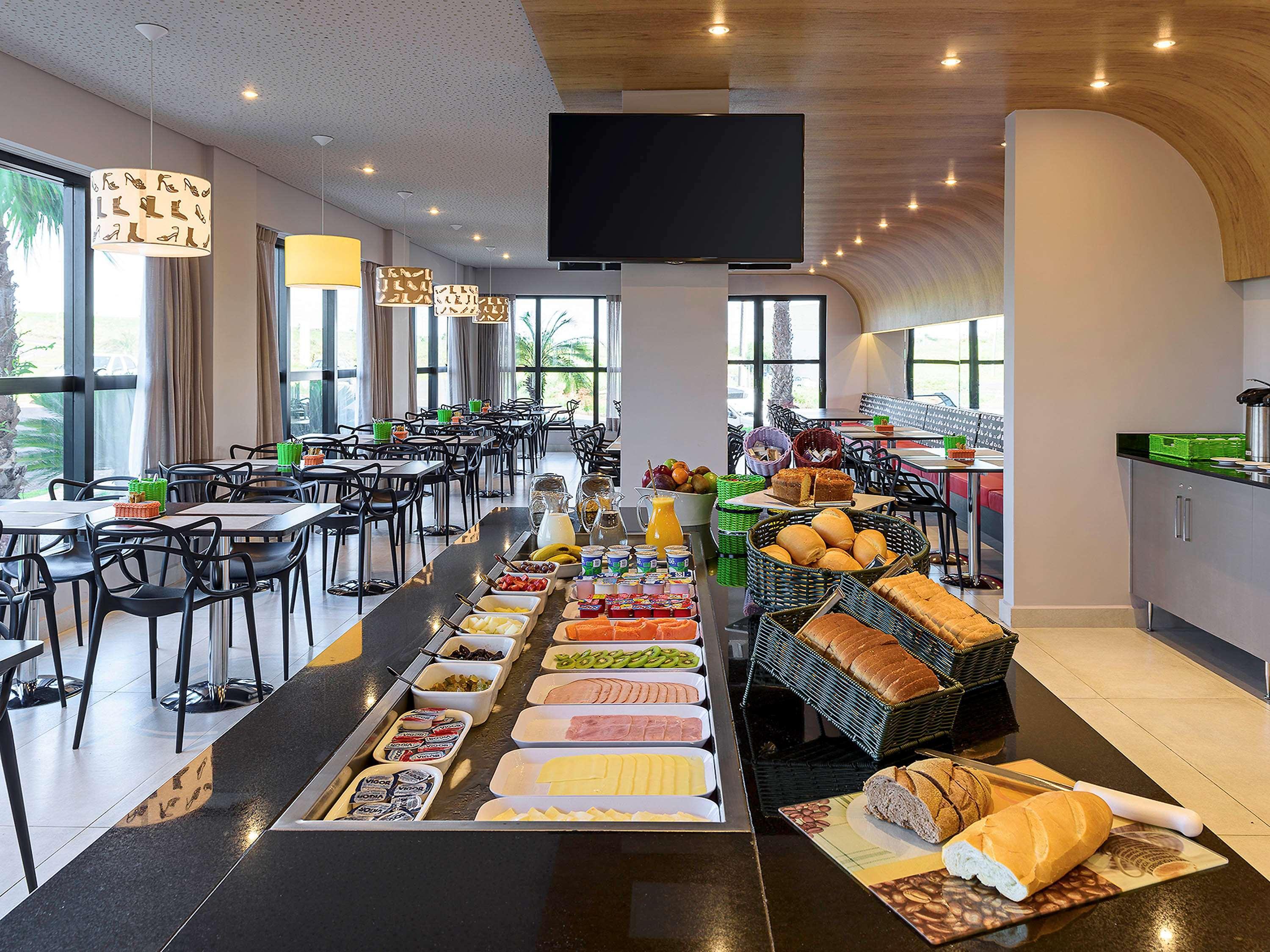 Отель Ibis Styles Биригуи Экстерьер фото