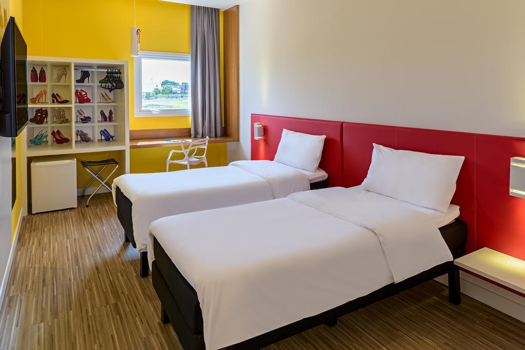 Отель Ibis Styles Биригуи Экстерьер фото
