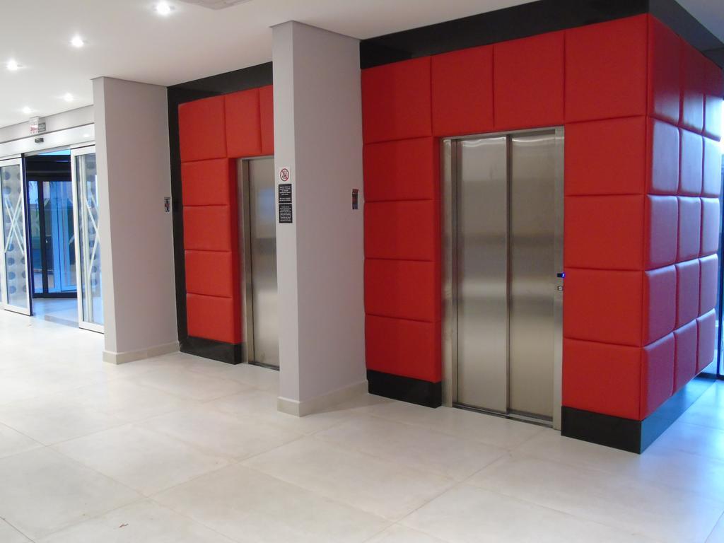 Отель Ibis Styles Биригуи Экстерьер фото