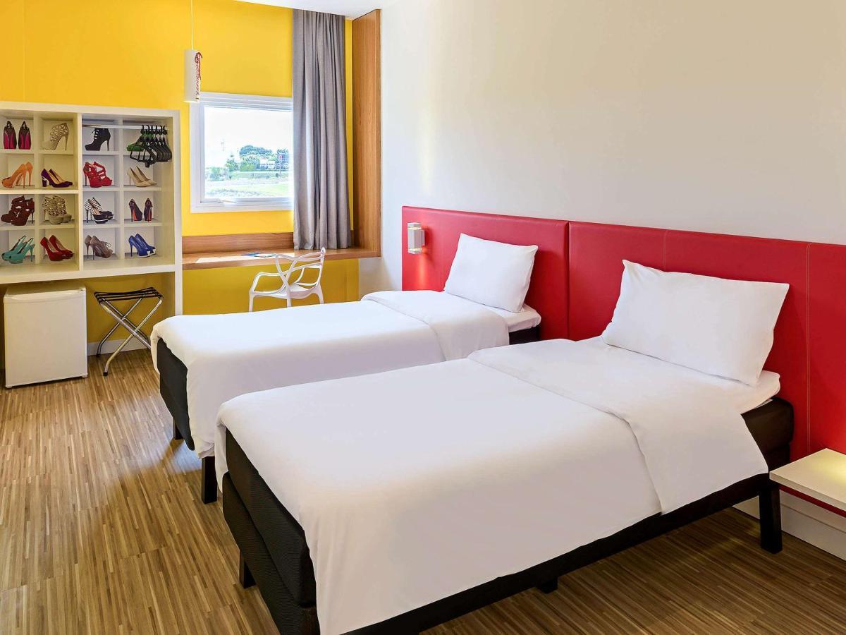 Отель Ibis Styles Биригуи Экстерьер фото